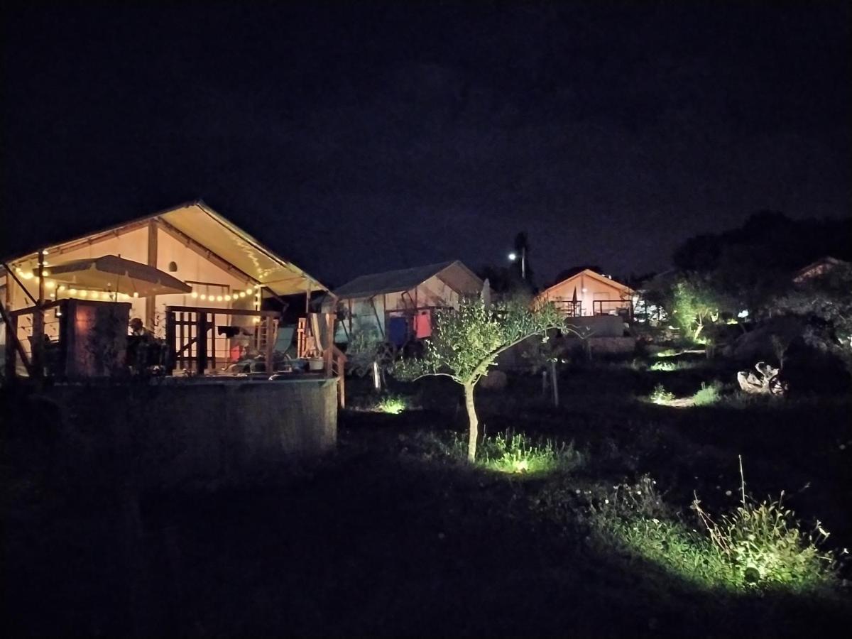 Prima Insula Glamping Hotel Brusici Exterior photo